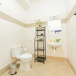 Hostel Luna Female *