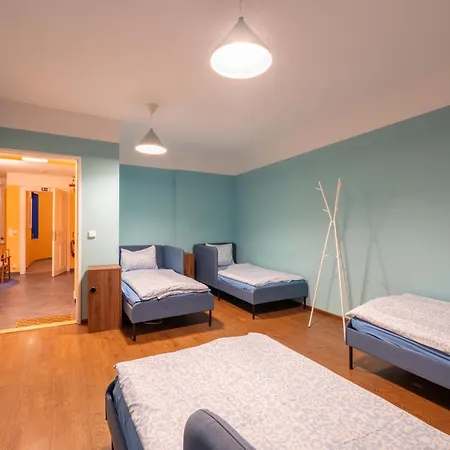 Luna Female Hostel *